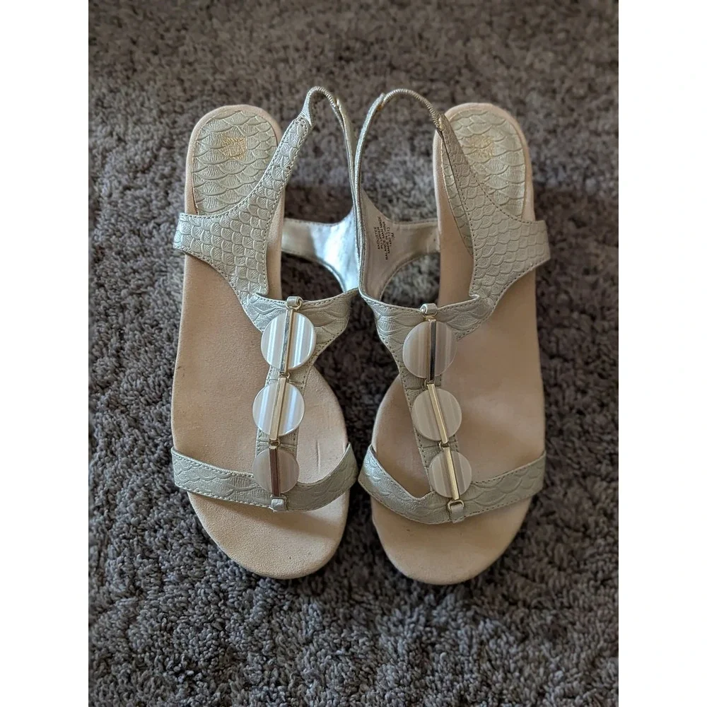 Anne Klein iFlex Wedge Sandals Gold Snakeskin Metallic T-Strap AKDUSTEE 10M